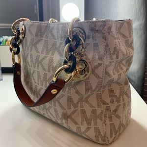 michael kors purse